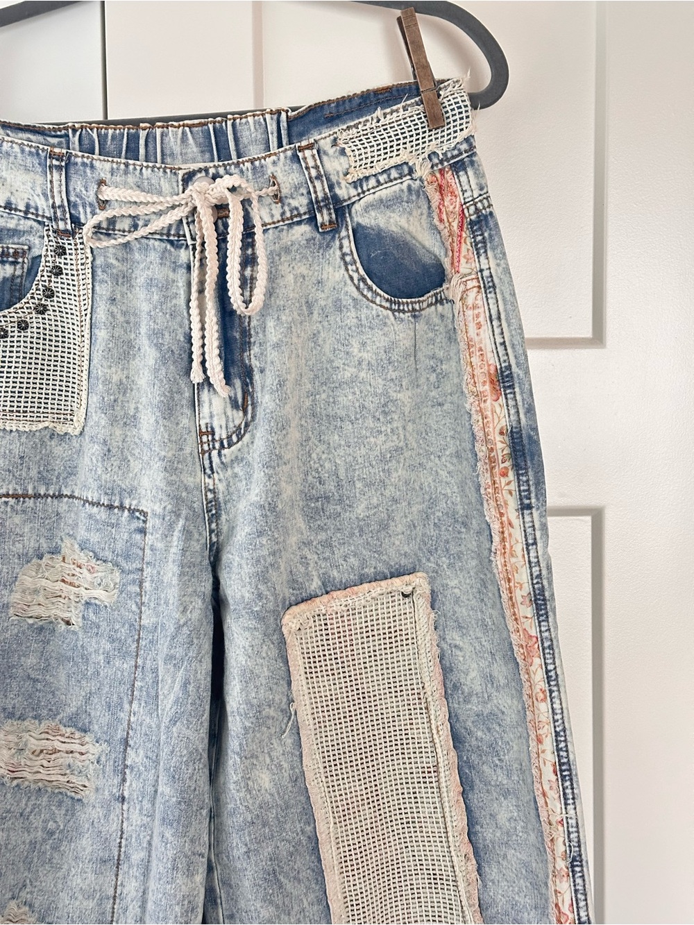 NEW POL patchwork raw edge pants in vintage denim - Picture 5 of 13